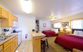 Sitzmark Sports Lodge